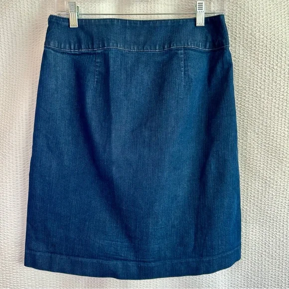Talbots Women’s Denim Blue Skirt Size: 6 Petite - Picture 2 of 7